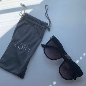 NWT Anne Taylor Loft Summer Trendy Sunglasses